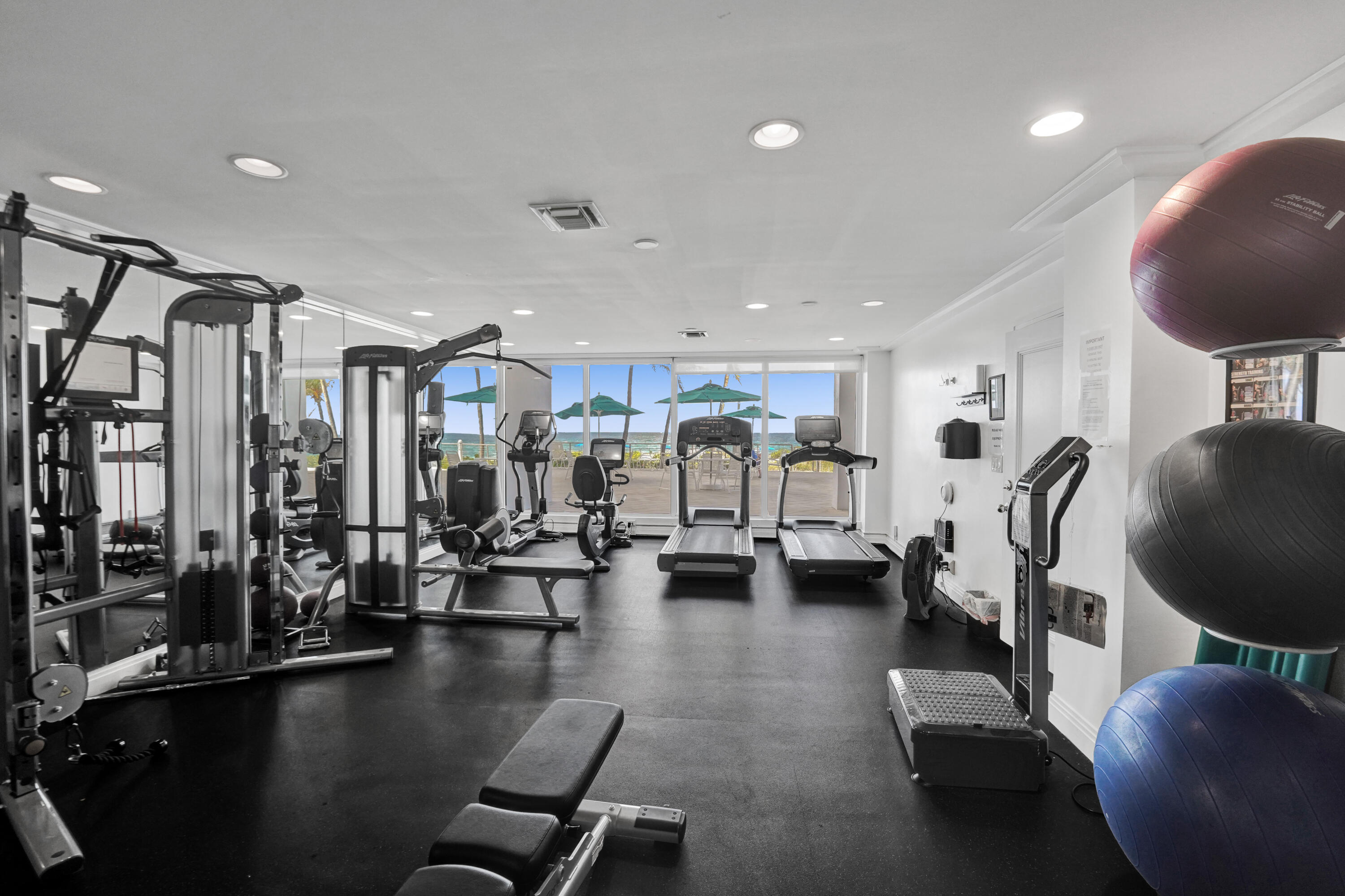 3000 South Ocean Boulevard, Unit 1202 Boca Raton, FL 33432 - Photo 30 of 35 DSC03620