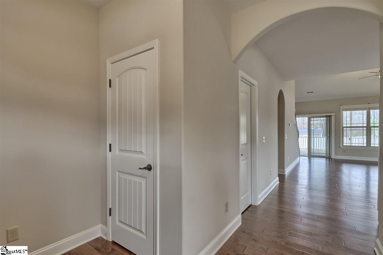 9 Donemere Way Fountain Inn, SC 29644 - Photo 3 of 36