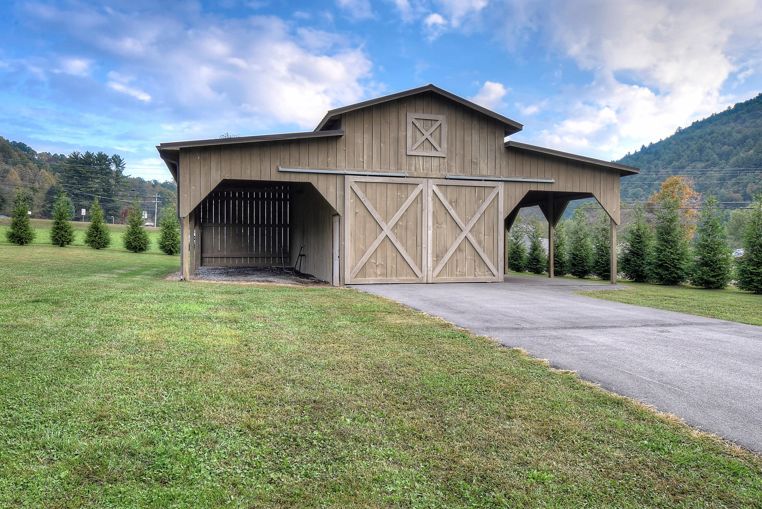 580 Doeville Road Butler, TN 37640 - Photo 43 of 51 580 doeville road butler, tn 37640 (43)
