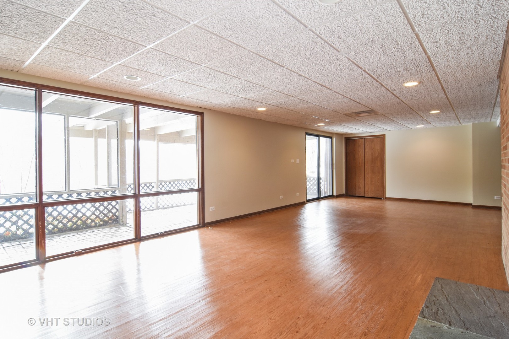 21098 North Valley Road Kildeer, IL 60047 - Photo 14 of 16 a view of an empty room with wooden floor and a window