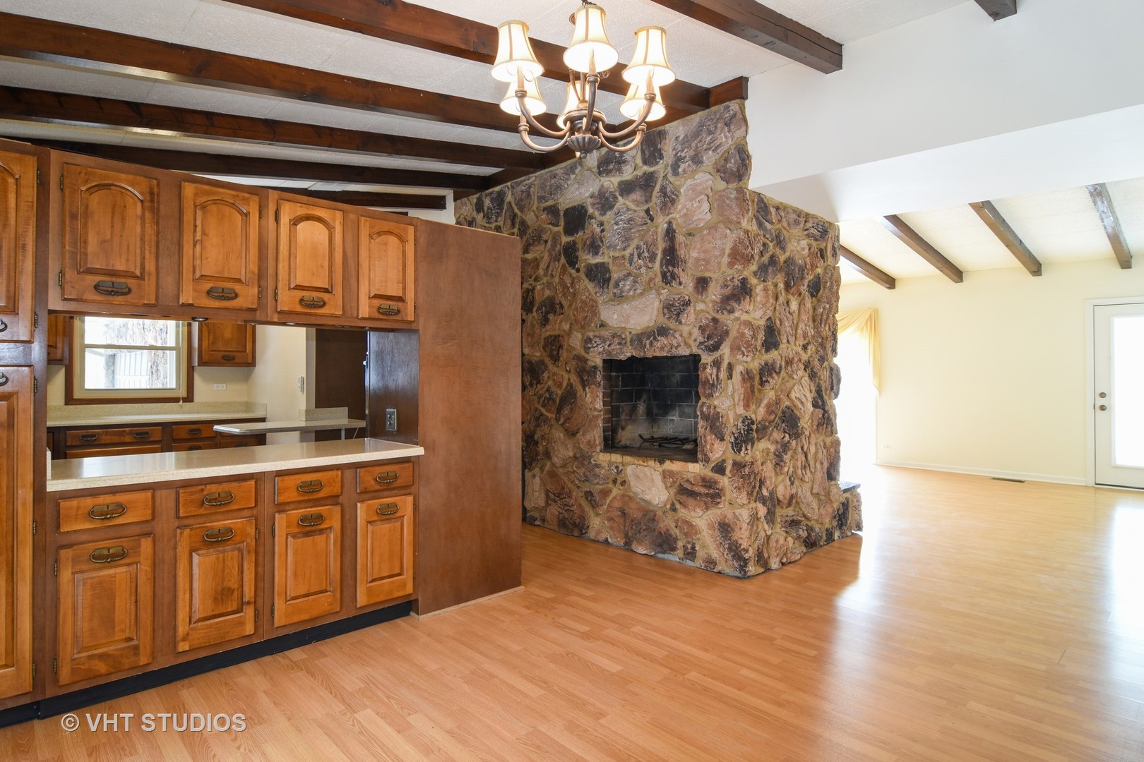 21098 North Valley Road Kildeer, IL 60047 - Photo 4 of 16 a kitchen with stainless steel appliances granite countertop a stove a sink and a refrigerator