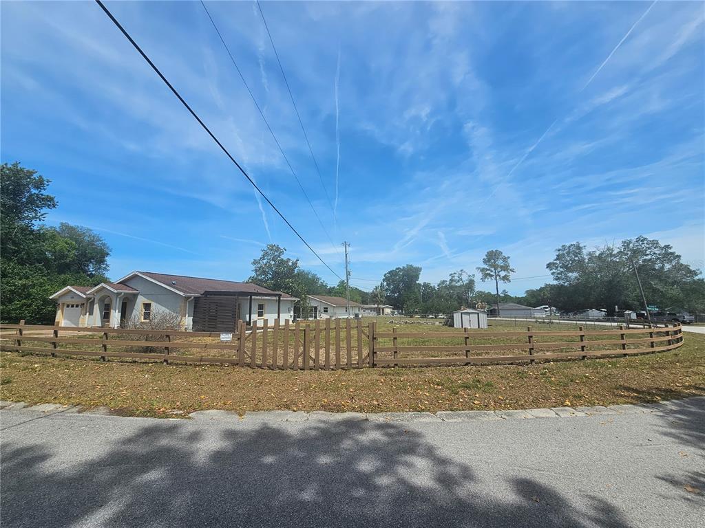 33175 Patrice Road Dade City, FL 33523 - Photo 5 of 24