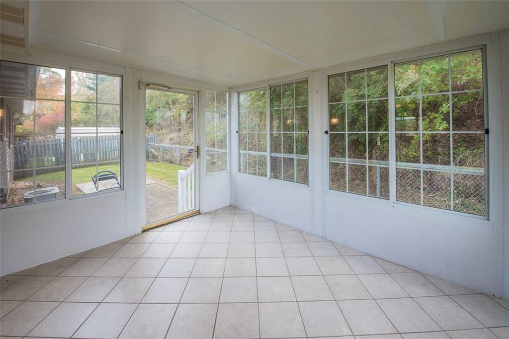 1079 O'Block Road Pittsburgh, PA 15239 - Photo 15 of 21 Gallery Image 15