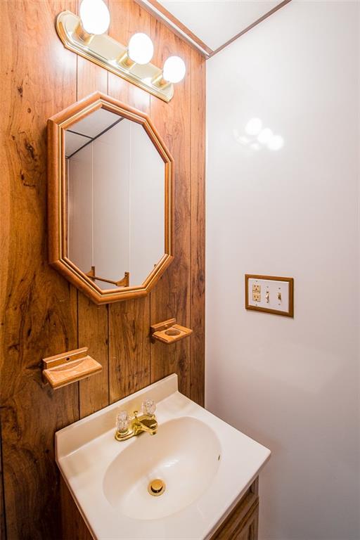 1079 O'Block Road Pittsburgh, PA 15239 - Photo 16 of 21 Gallery Image 16