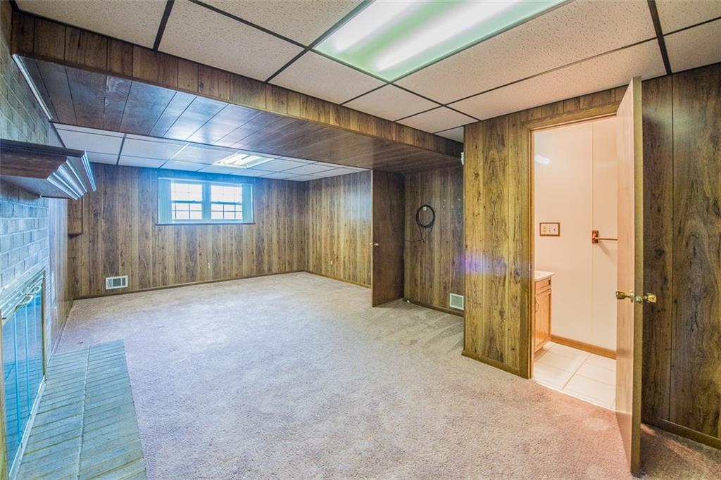 1079 O'Block Road Pittsburgh, PA 15239 - Photo 18 of 21 Gallery Image 18