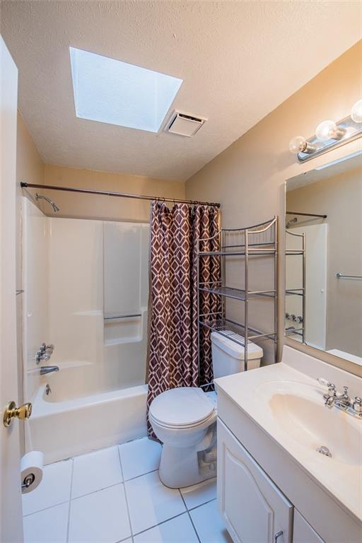 1079 O'Block Road Pittsburgh, PA 15239 - Photo 6 of 21 Gallery Image 6