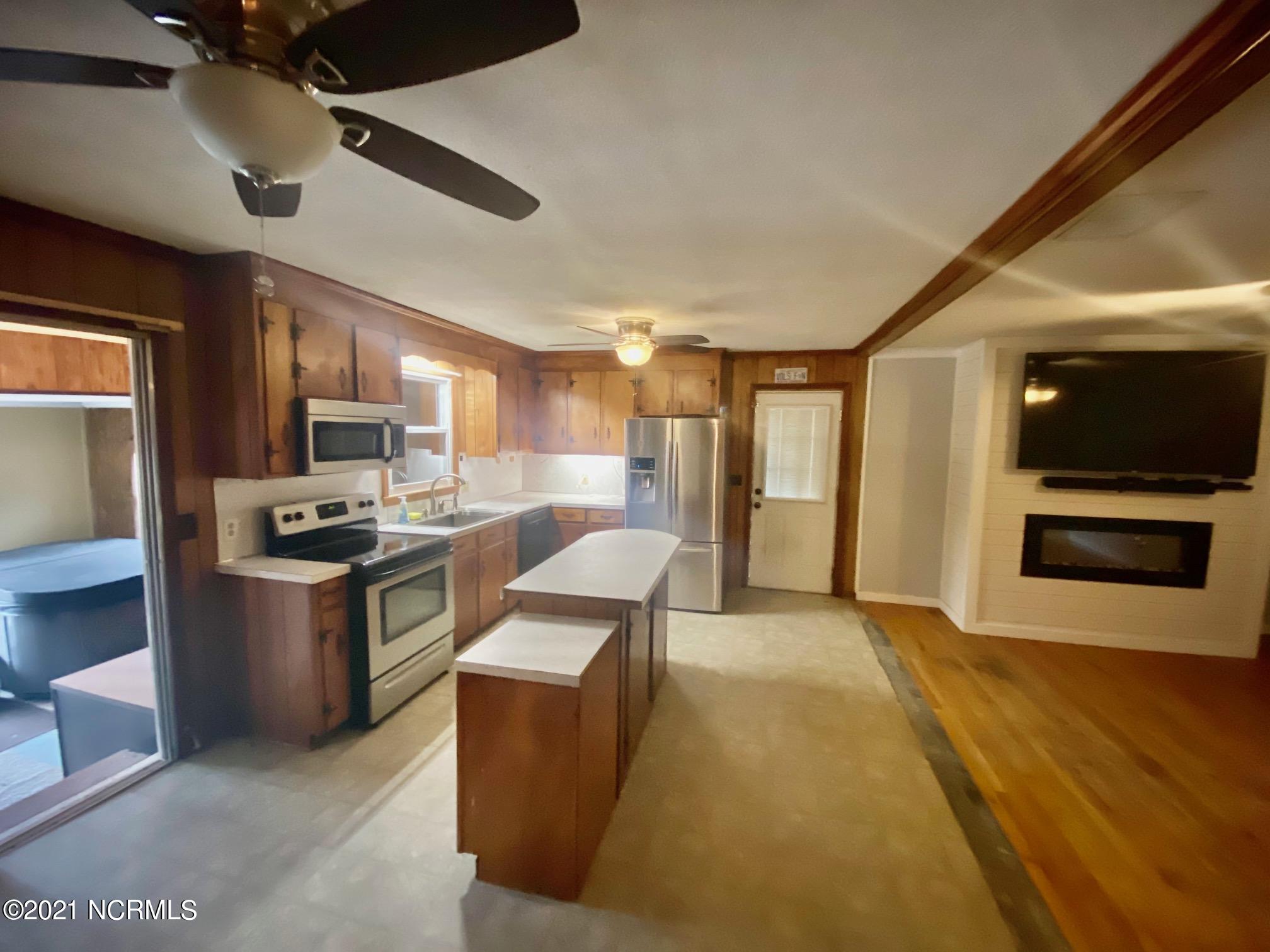 1361 Poplar Point Road Williamston, NC 27892 - Photo 13 of 58 IMG_7461