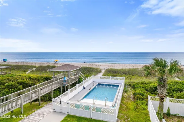 $2,675,000 | 6715 Ocean Drive, Emerald Isle, NC 28594