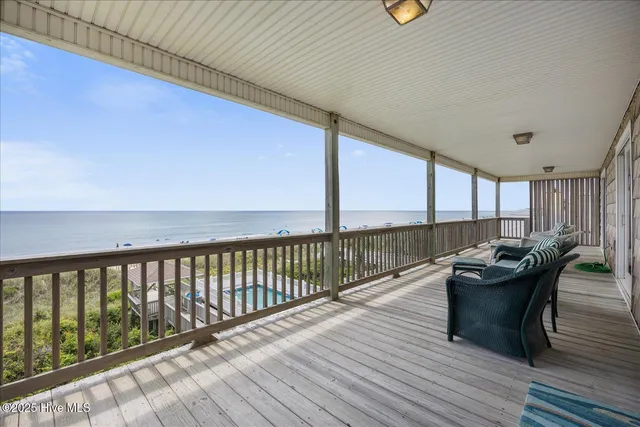 $2,675,000 | 6715 Ocean Drive, Emerald Isle, NC 28594