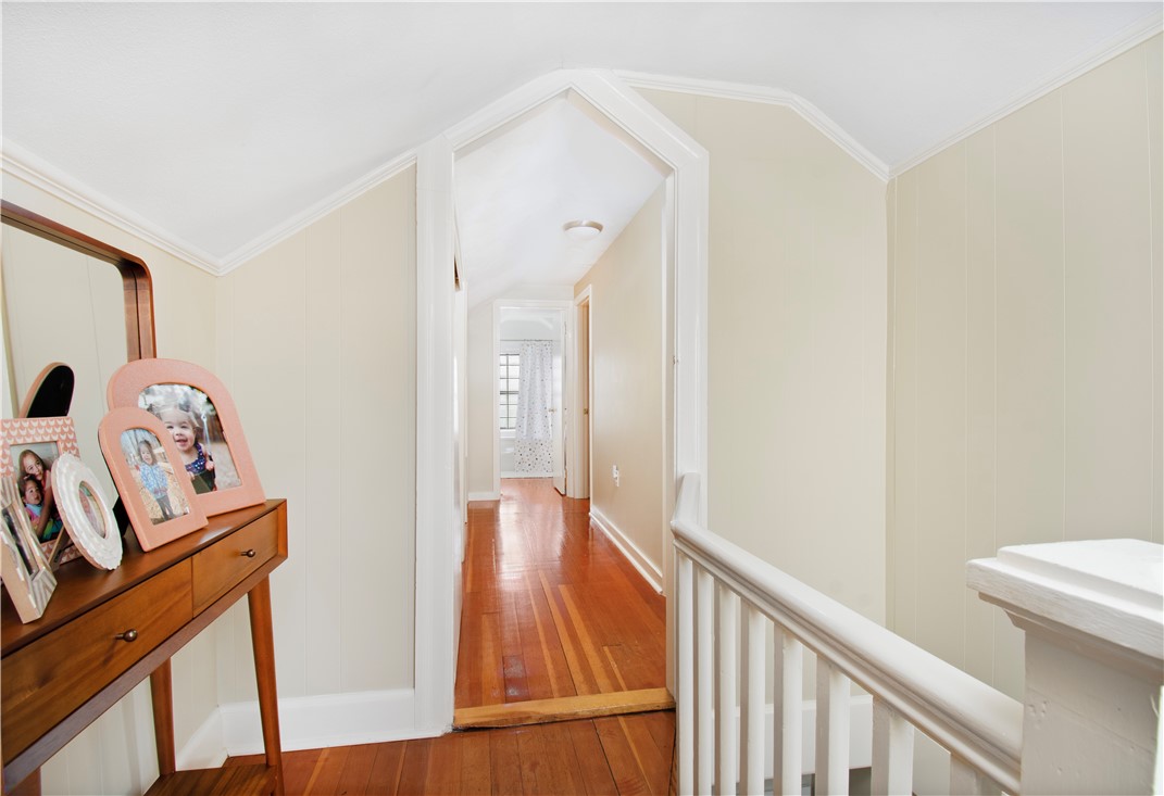 83 Colonial Road Providence, RI 02906 - Photo 25 of 37