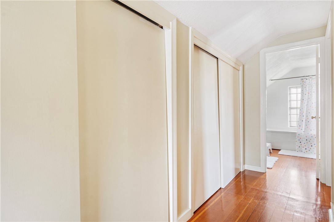 83 Colonial Road Providence, RI 02906 - Photo 26 of 37