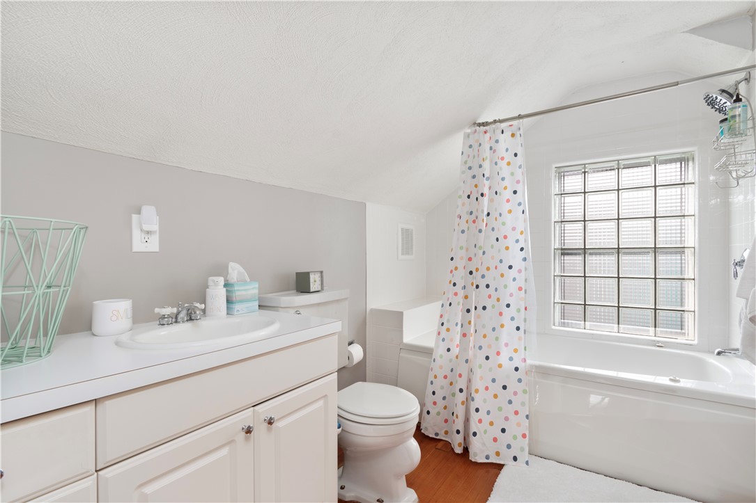 83 Colonial Road Providence, RI 02906 - Photo 31 of 37