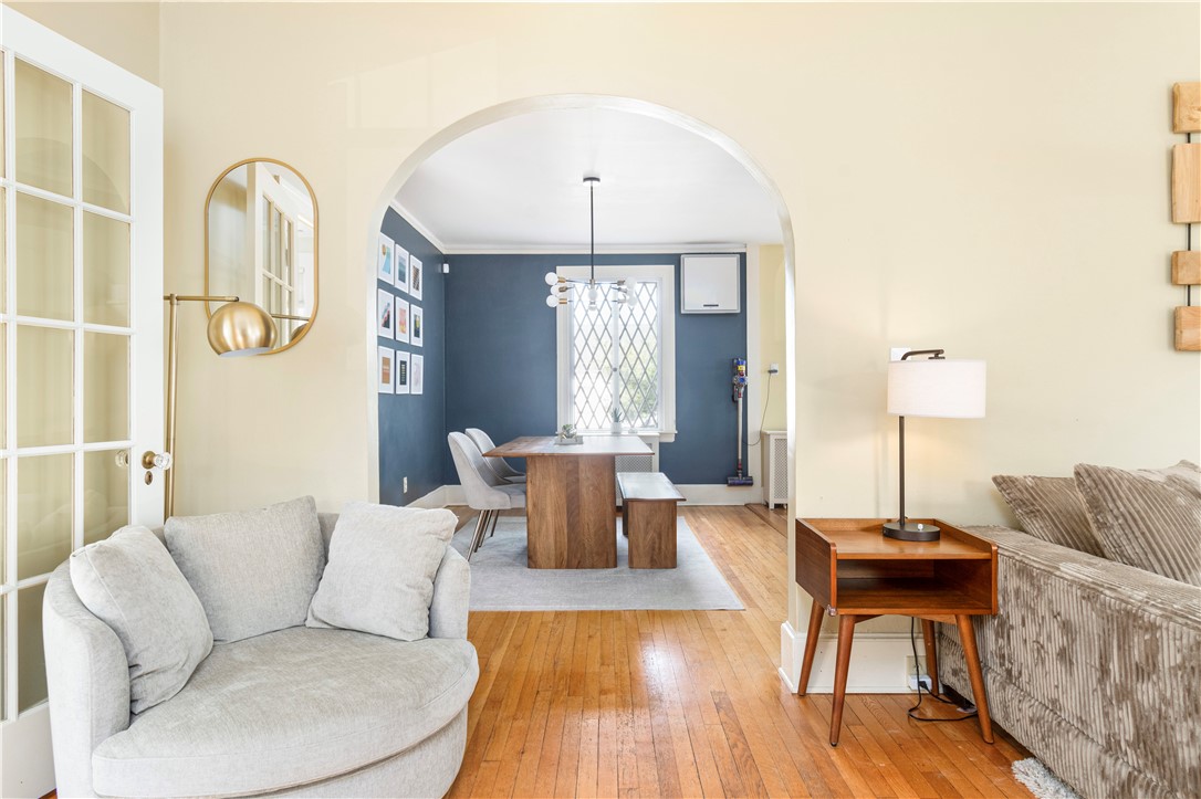 83 Colonial Road Providence, RI 02906 - Photo 6 of 37