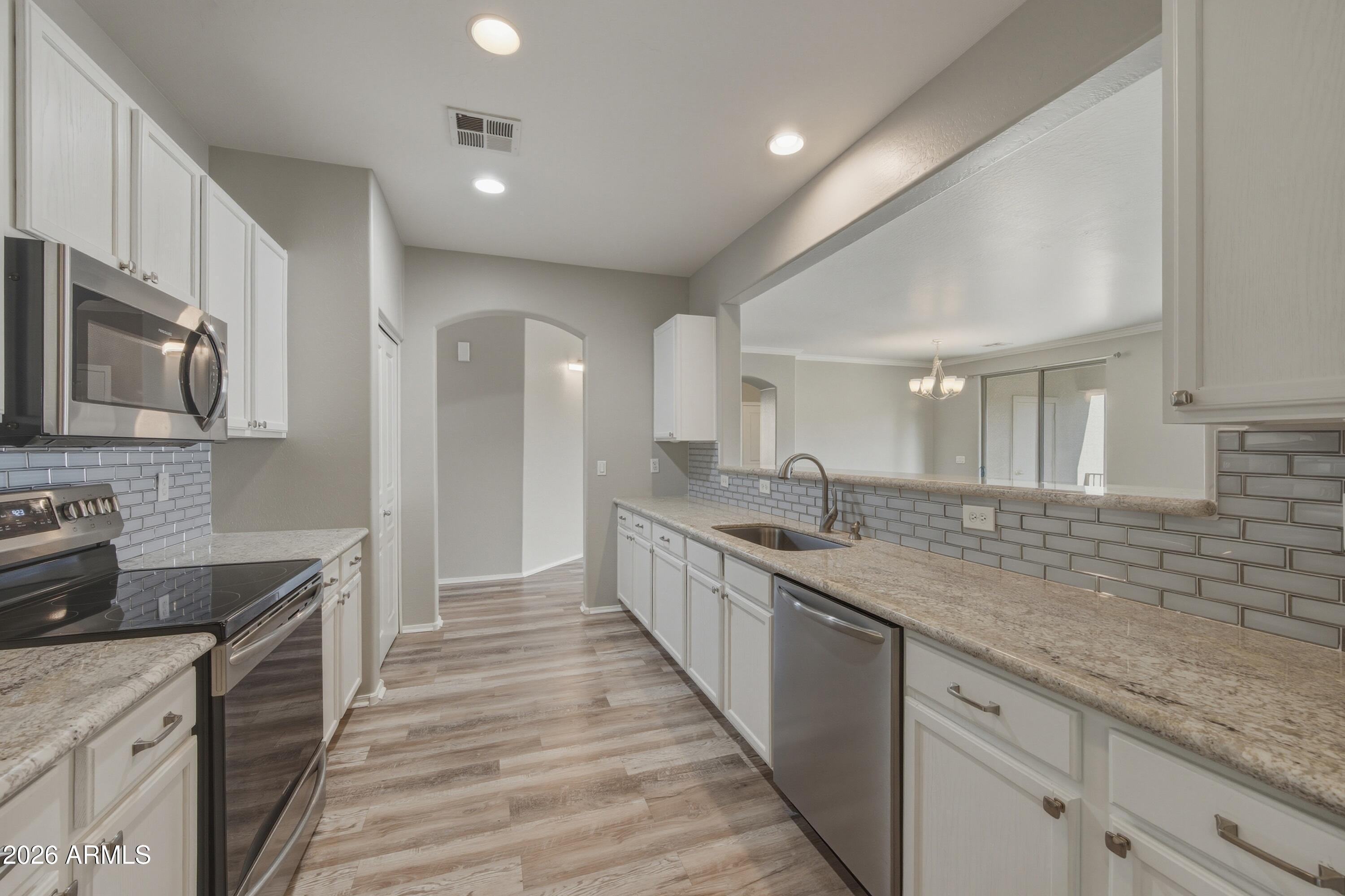 955 East Knox Road, Unit 213 Chandler, AZ 85225 - Photo 8 of 30