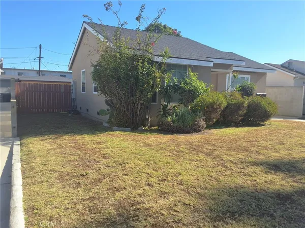 $3,000 | 1616 West Gardena Boulevard, Gardena, CA 90247