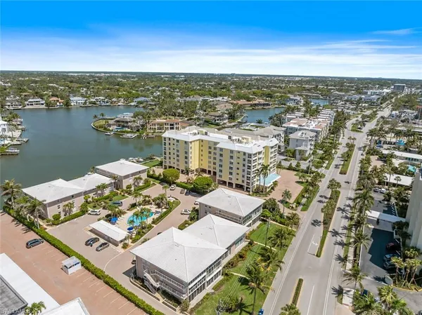 a picture of city view