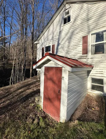 $259,900 | 47 Waite Hill Road, Pawlet, VT 05761