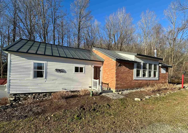 $259,900 | 47 Waite Hill Road, Pawlet, VT 05761