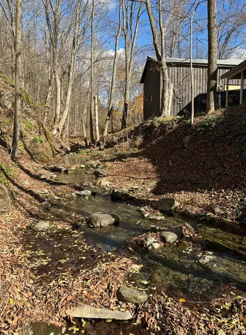 $259,900 | 47 Waite Hill Road, Pawlet, VT 05761