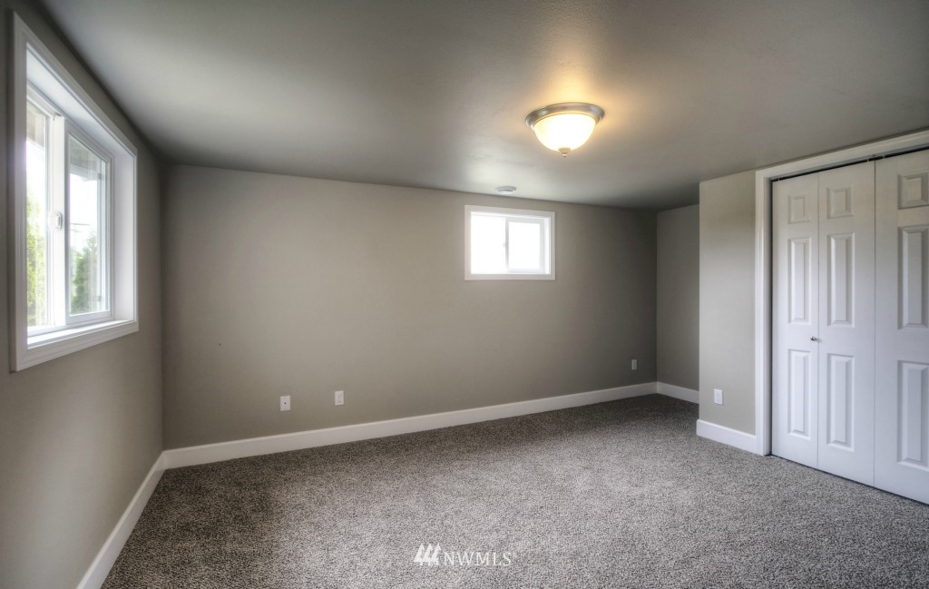 4184 Hoff Road Bellingham, WA 98225 - Photo 14 of 19