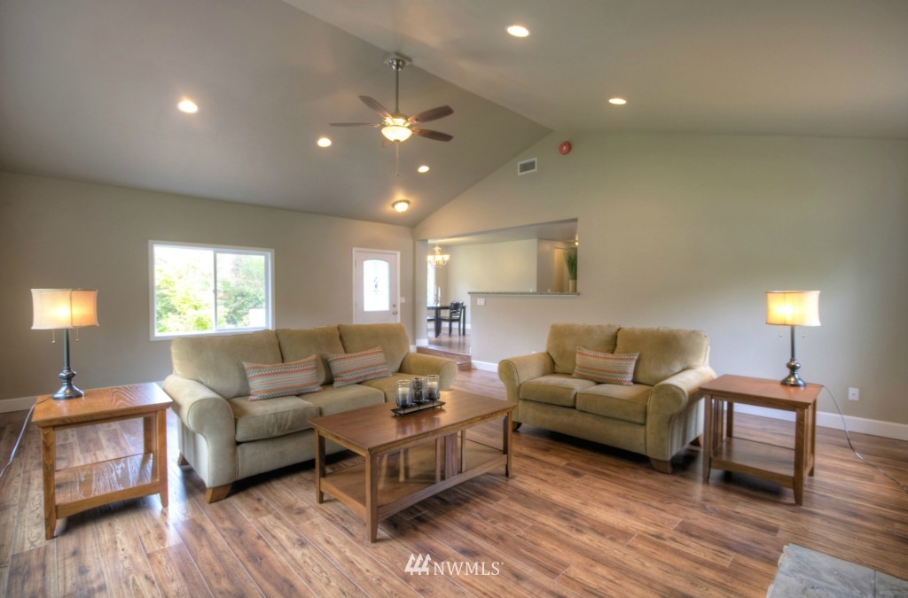 4184 Hoff Road Bellingham, WA 98225 - Photo 4 of 19