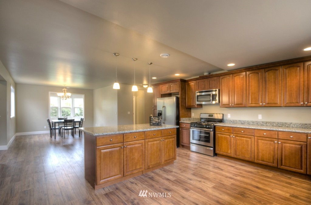 4184 Hoff Road Bellingham, WA 98225 - Photo 8 of 19