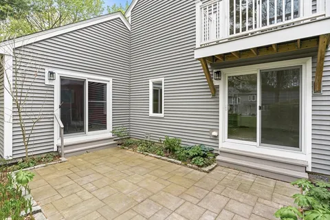 $699,000 | 12 Steepletree Lane, Unit 12, Wayland, MA 01778