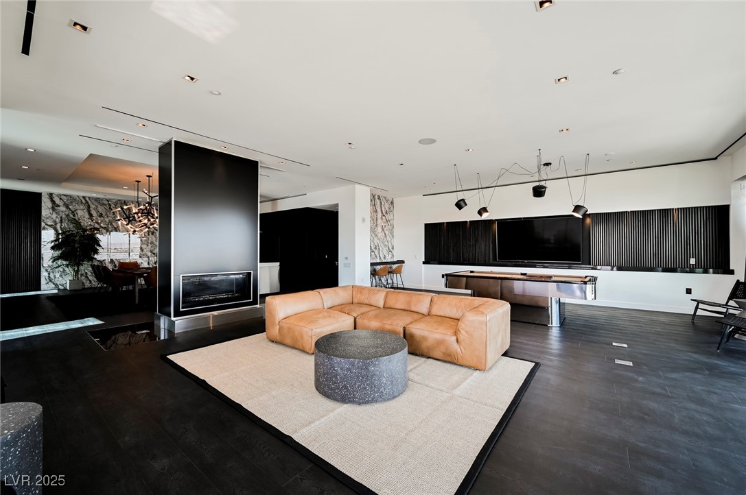 4381 West Flamingo Road, Unit 5708 Las Vegas, NV 89103 - Photo 7 of 34