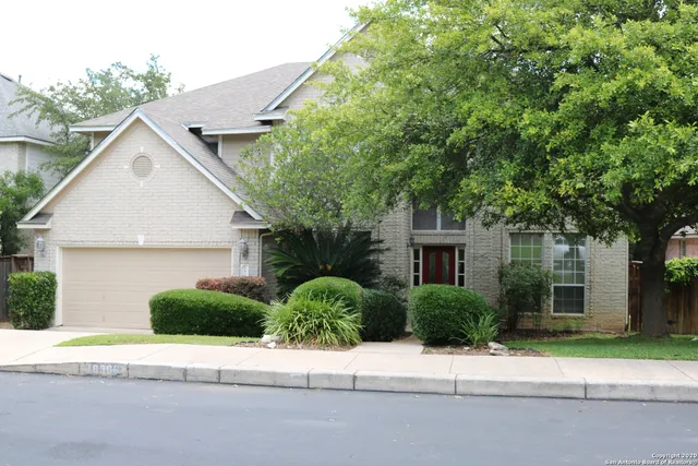 a view of a house with a street view