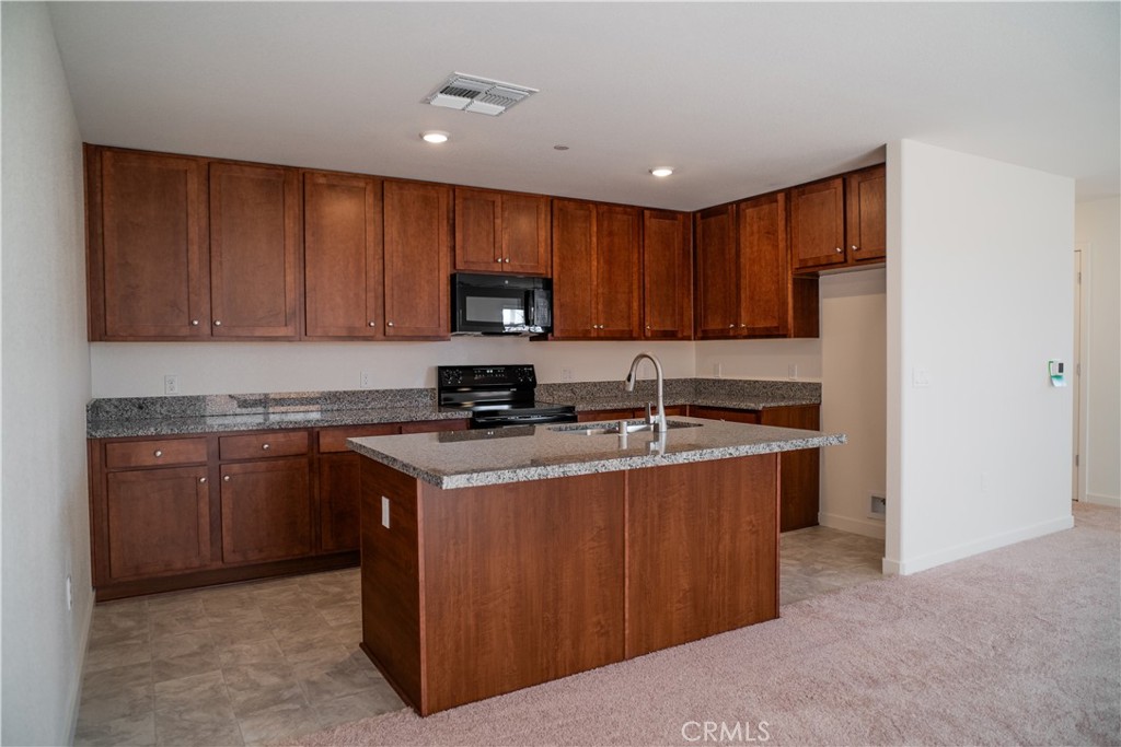 755 Stone Ridge Avenue Merced, CA 95341 - Photo 3 of 3