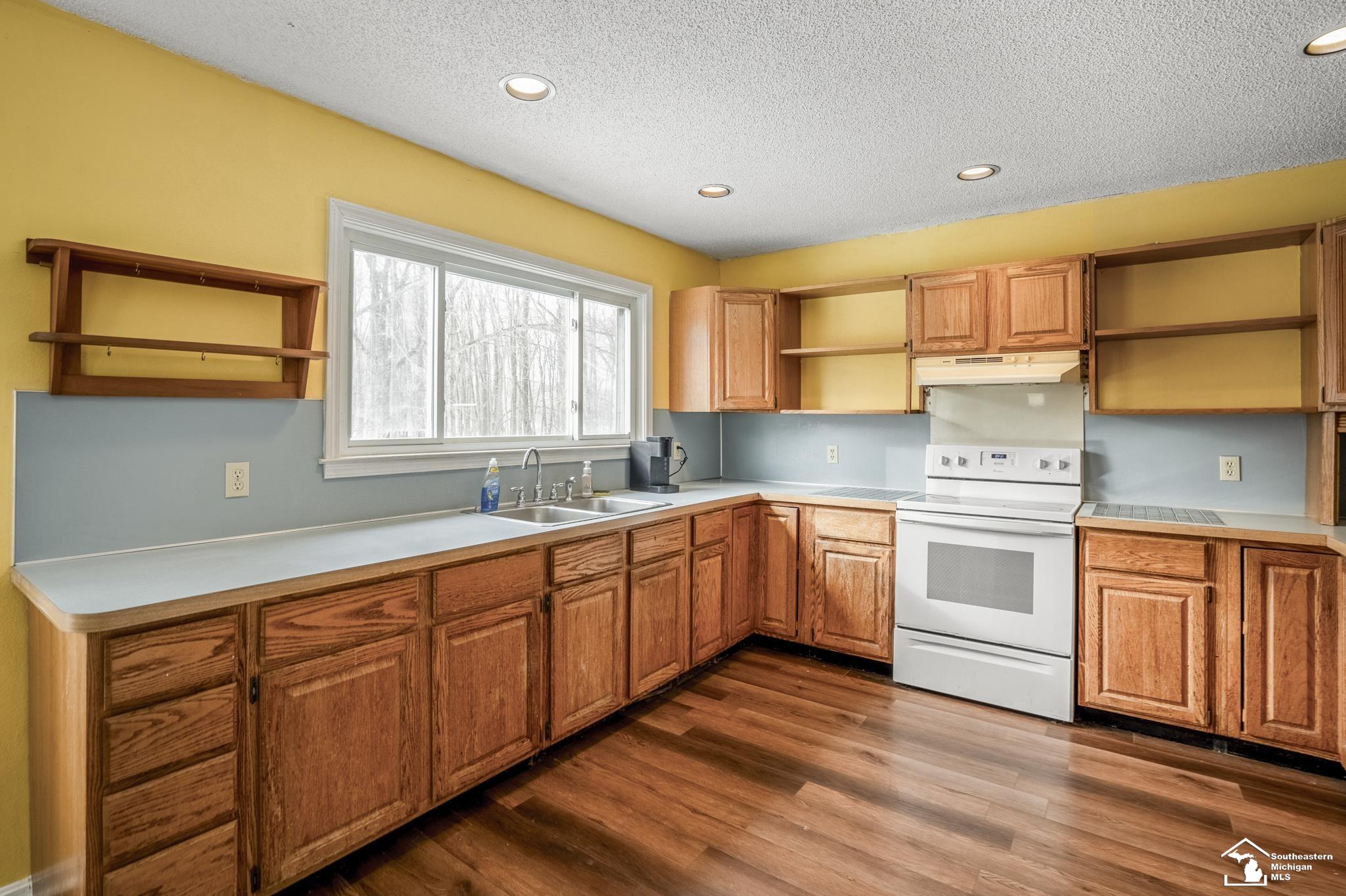 4270 South Waldron Road Hudson, MI 49247 - Photo 13 of 38 50162646-6cd94932-e722-4d80-af43-ff0bda7ad445.JPG