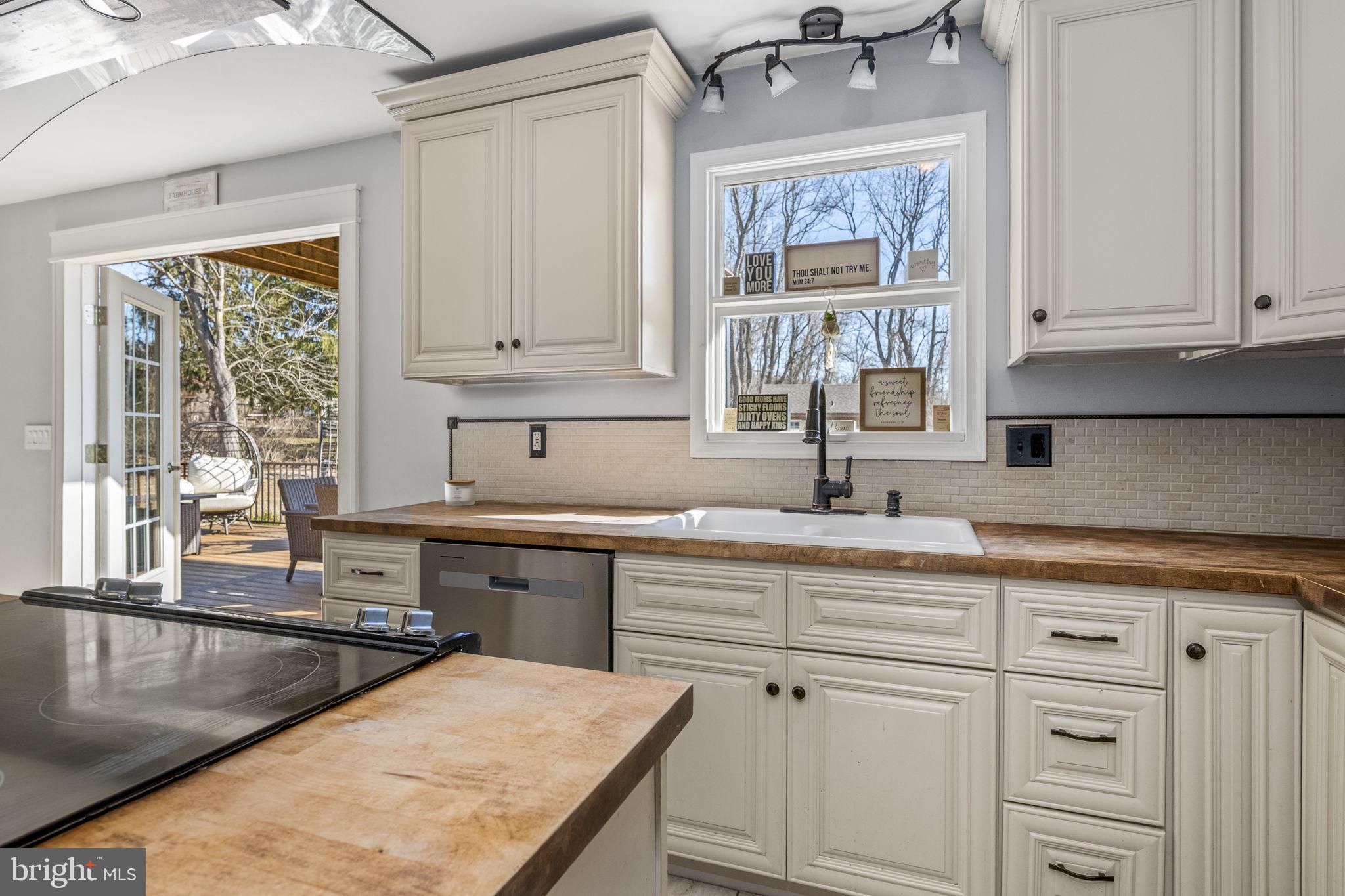 1546 Unionville Road Pottstown, PA 19465 - Photo 10 of 38 Gallery Image 10