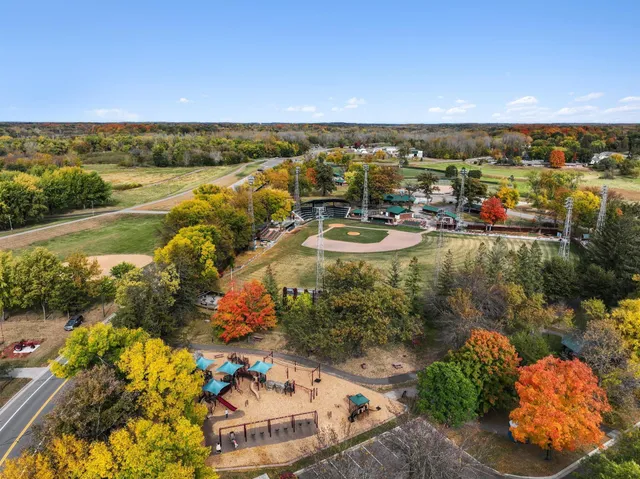 $425,000 | 480 Blueridge Street Southwest, Delano, MN 55328