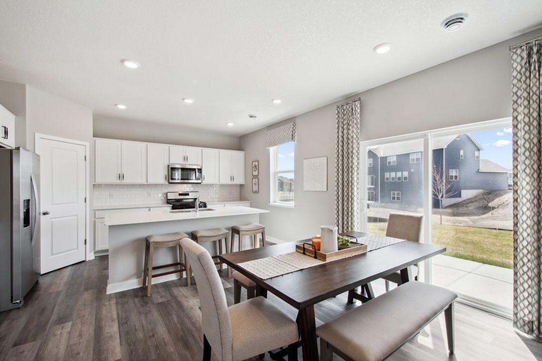 480 Blueridge Street Southwest Delano, MN 55328 - Photo 5 of 26