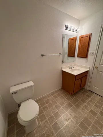 $1,600 | 8027 Seatide Vista, San Antonio, TX 78249