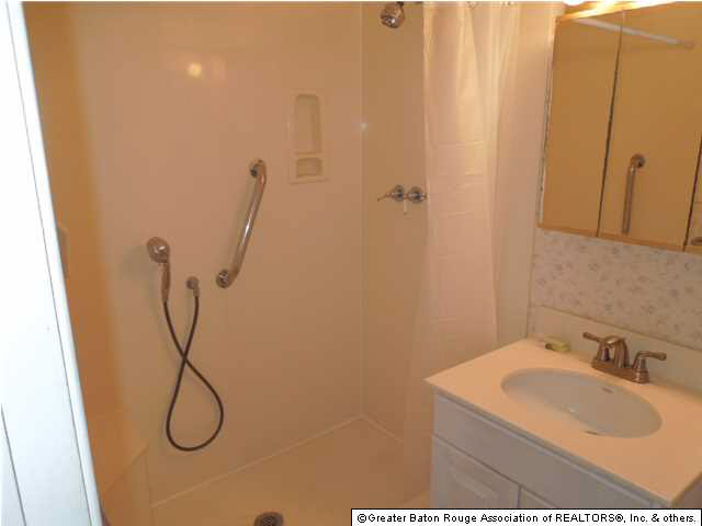 2887 Cedarcrest Avenue Baton Rouge, LA 70816 - Photo 13 of 15 Gallery Image 13