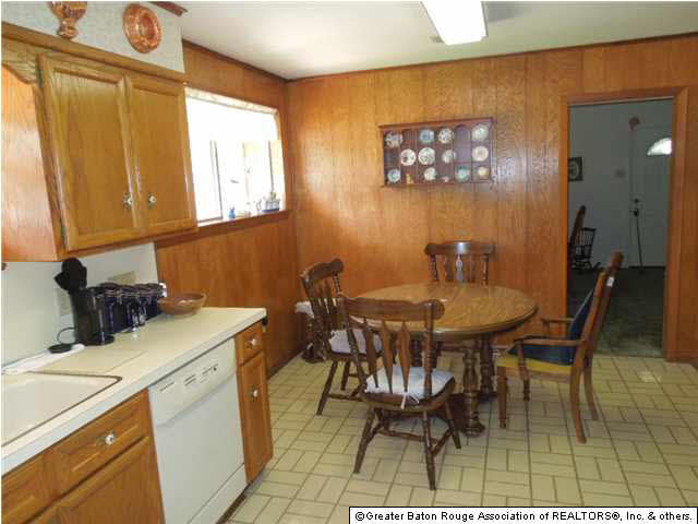 2887 Cedarcrest Avenue Baton Rouge, LA 70816 - Photo 5 of 15 Gallery Image 5