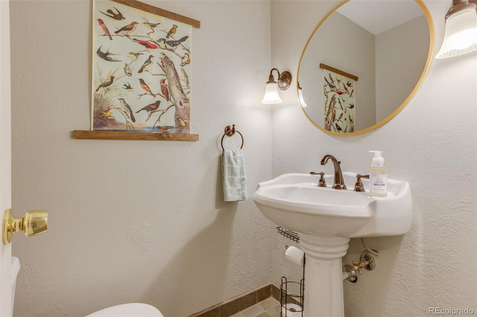 6952 Dover Circle Arvada, CO 80004 - Photo 14 of 40