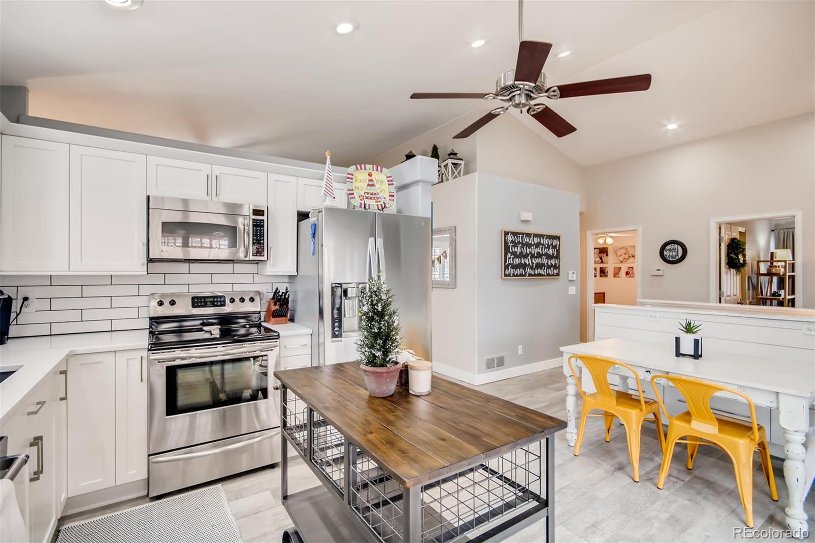 5403 Wangaratta Way Highlands Ranch, CO 80130 - Photo 15 of 26 Gallery Image 15