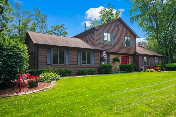 $509,900 | 23880 North Overhill Drive, Lake Zurich, IL 60047