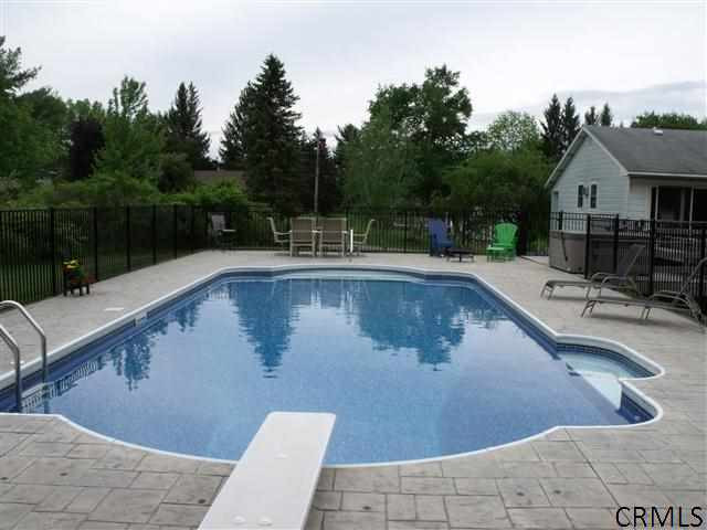 155 South Country Ridge Road Amsterdam, NY 12010 - Photo 3 of 17 Photo 3