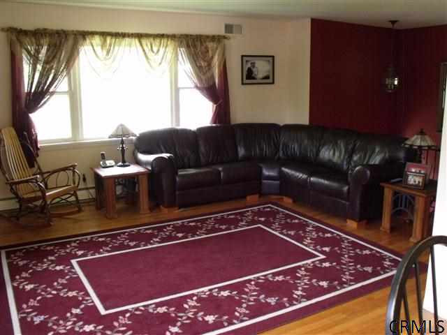 155 South Country Ridge Road Amsterdam, NY 12010 - Photo 7 of 17 Photo 7