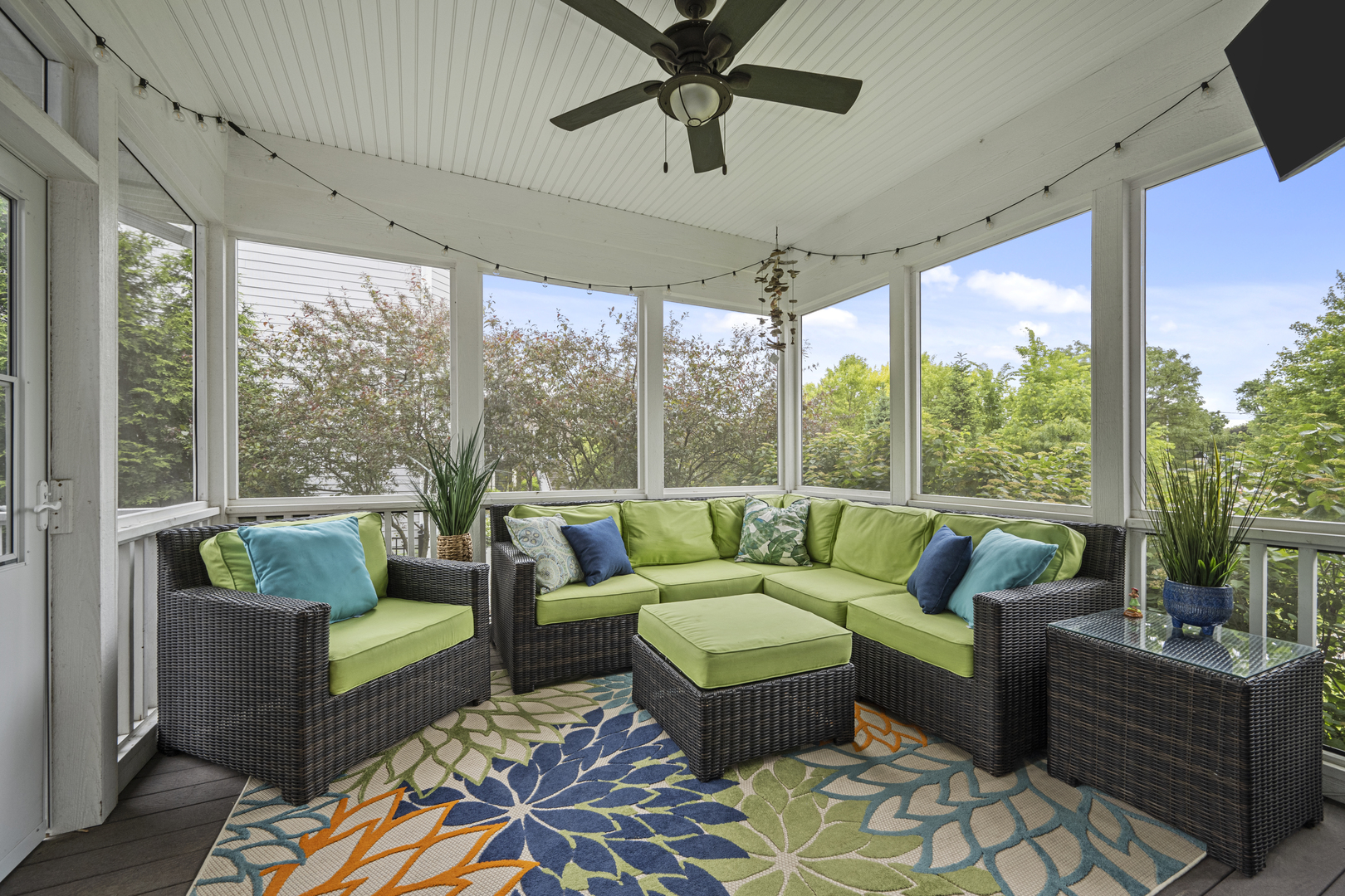 2035 Windham Circle Wheaton, IL 60187 - Photo 16 of 40 a living room with furniture and a large window