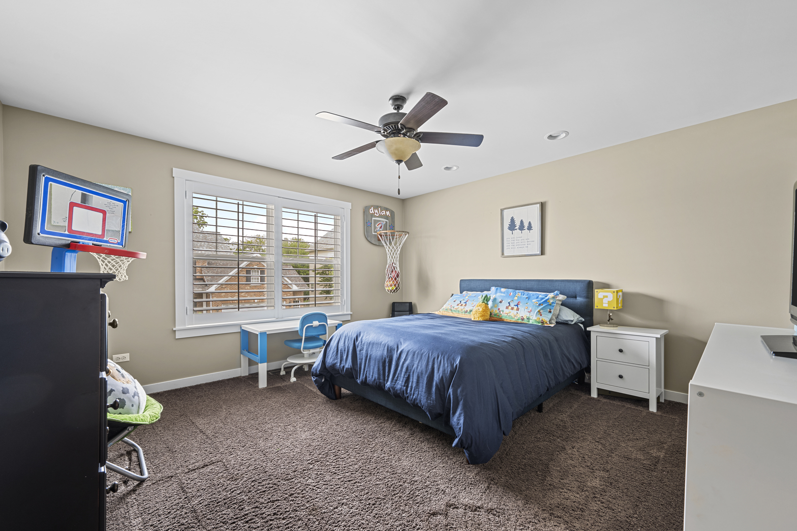 2035 Windham Circle Wheaton, IL 60187 - Photo 24 of 40 a bed room with a bed and a window