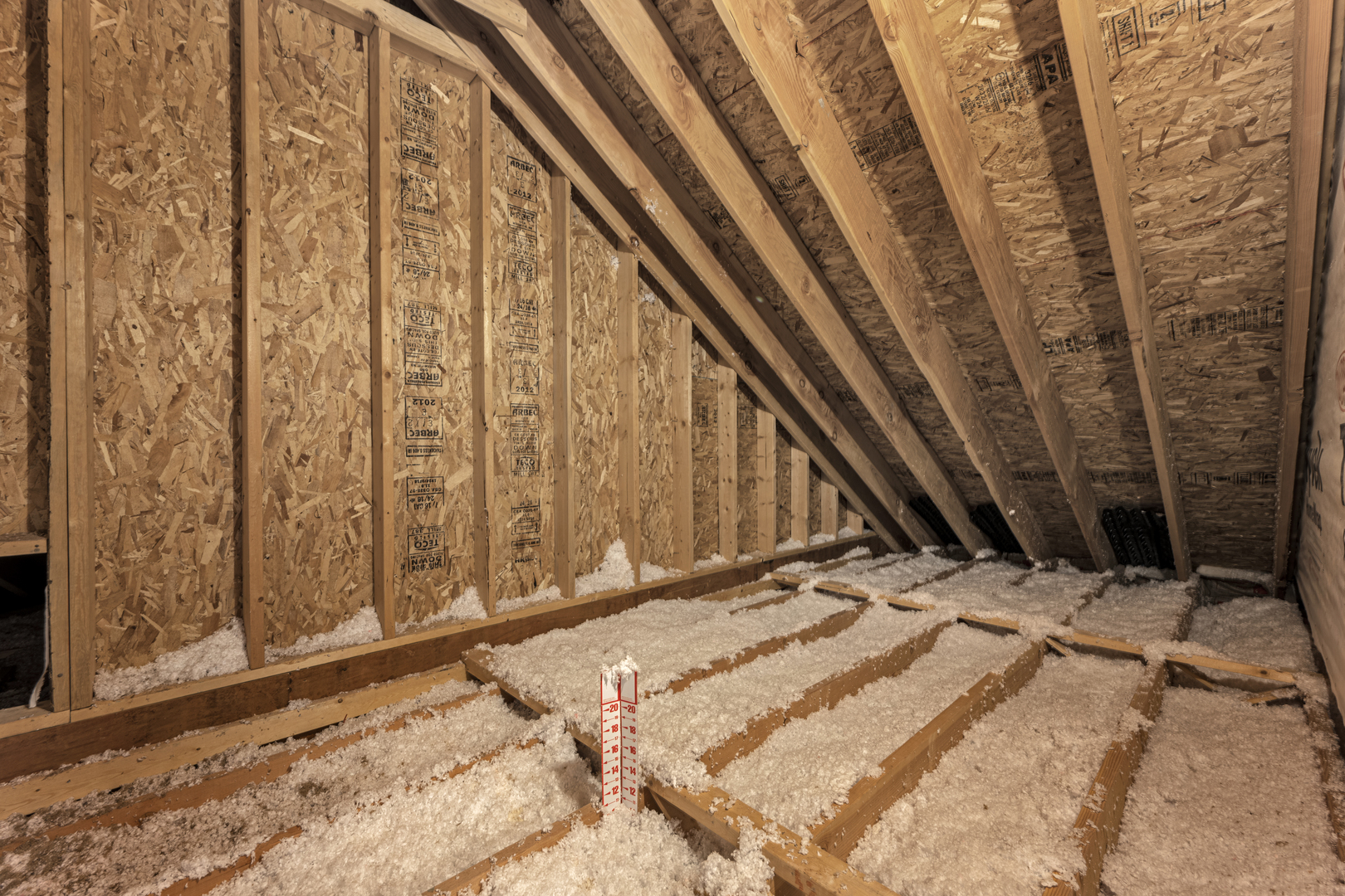 2035 Windham Circle Wheaton, IL 60187 - Photo 32 of 40 a view of a backyard