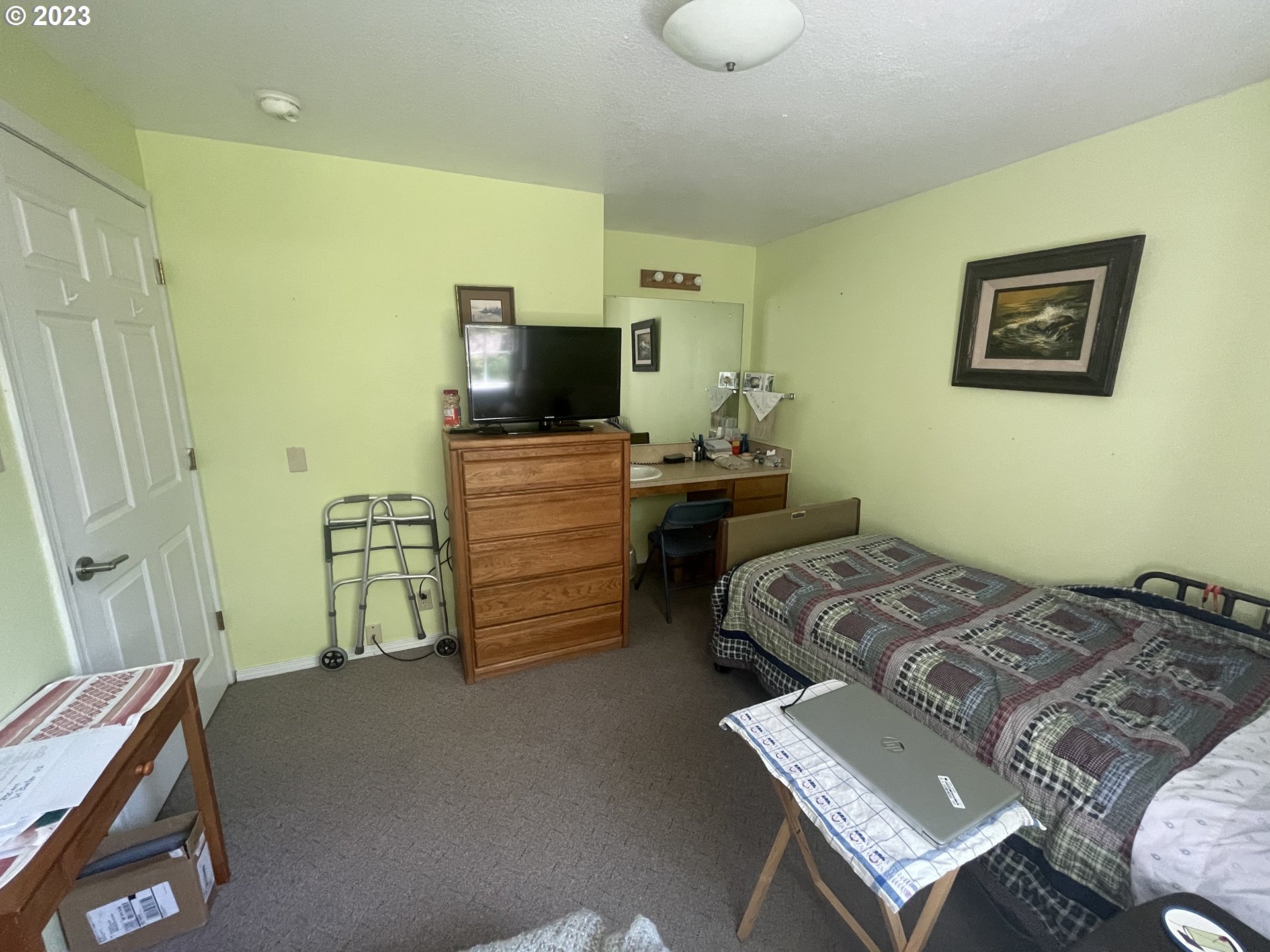 7765 Southwest Obrien Street Portland, OR 97223 - Photo 19 of 24 Gallery Image 19