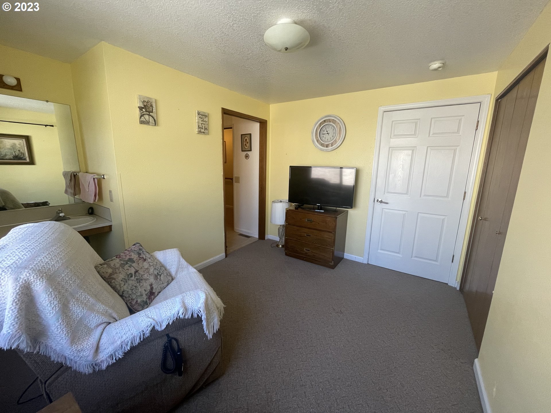7765 Southwest Obrien Street Portland, OR 97223 - Photo 22 of 24 Gallery Image 22