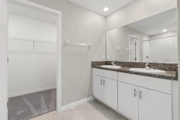 $2,500 | 5245 White Chicory Drive, Apollo Beach, FL 33572