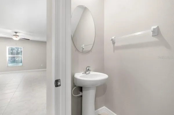 $2,500 | 5245 White Chicory Drive, Apollo Beach, FL 33572