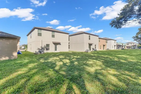 $2,500 | 5245 White Chicory Drive, Apollo Beach, FL 33572